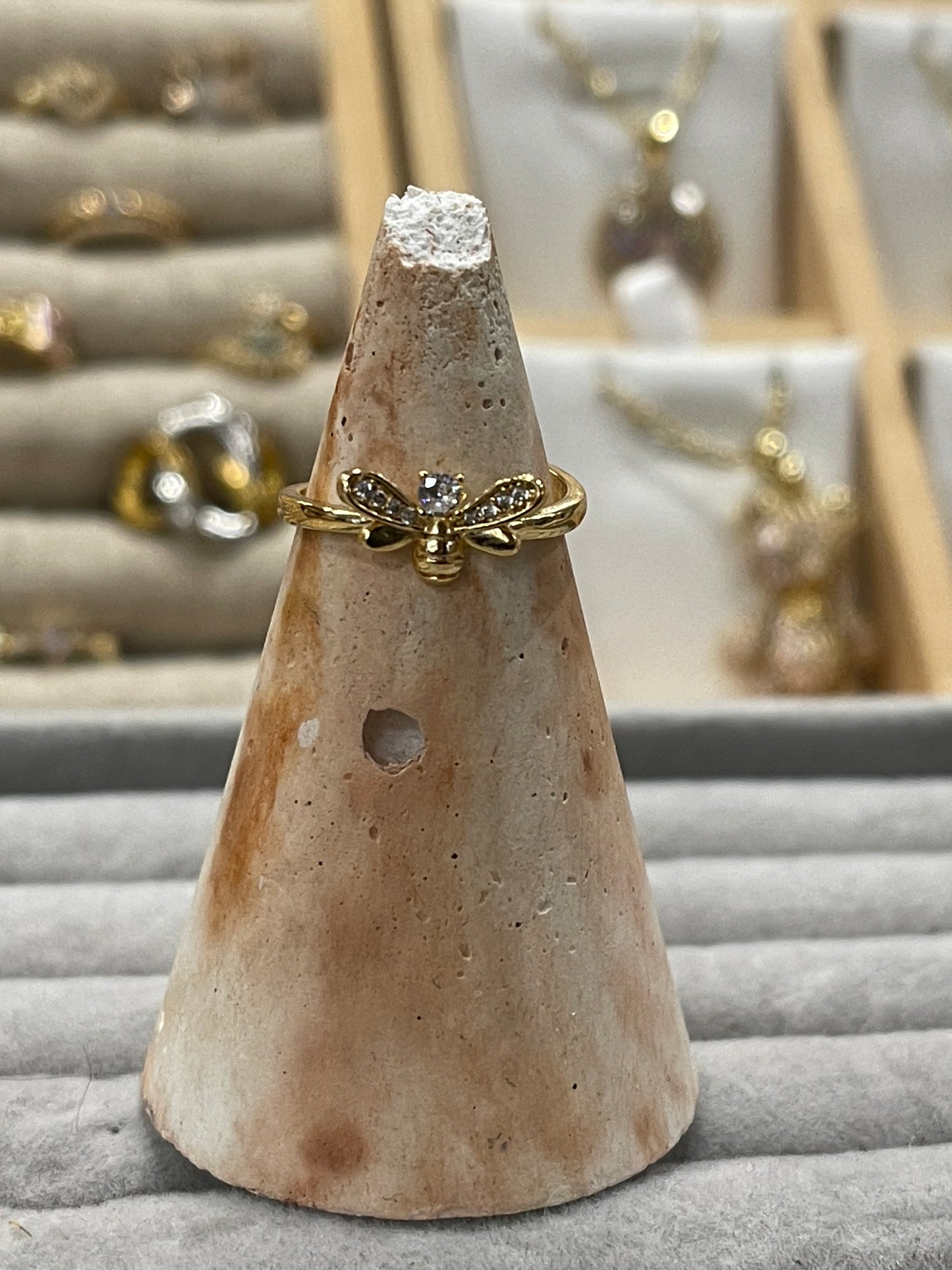 Anillo a abejera