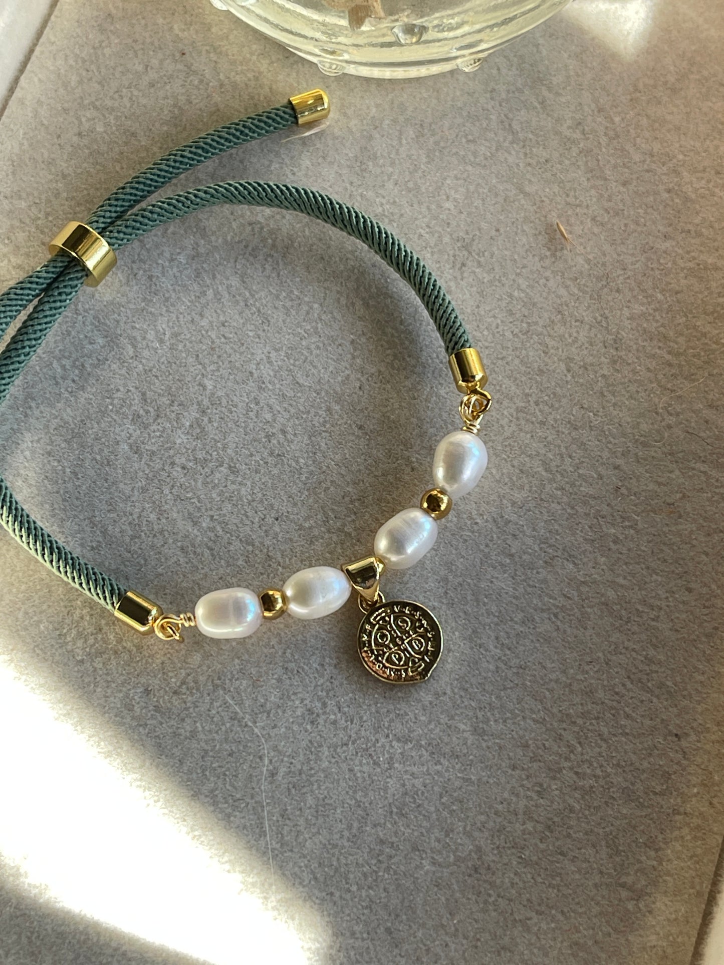 Pulsera san Benito