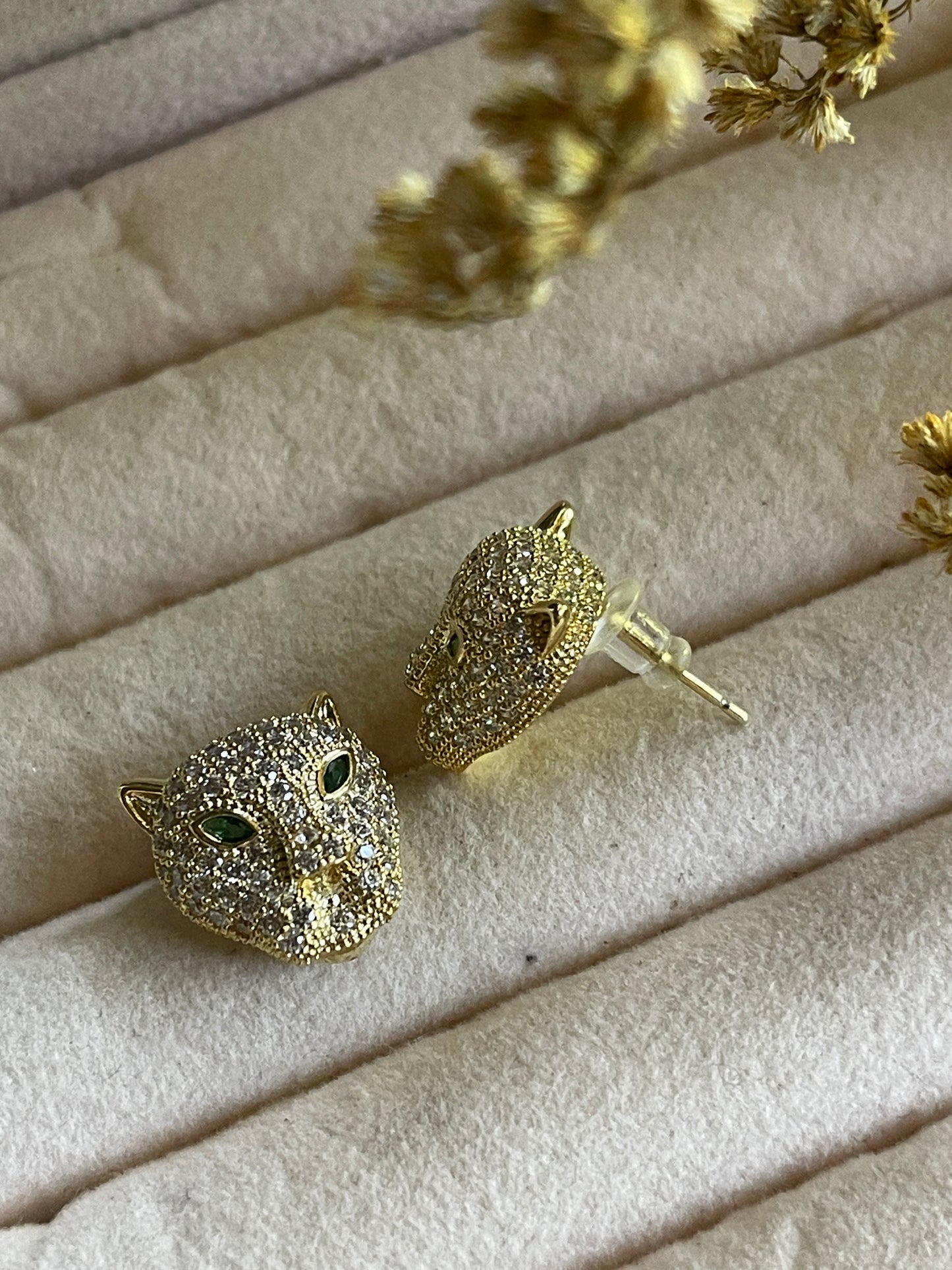 Arete estilo Cartier