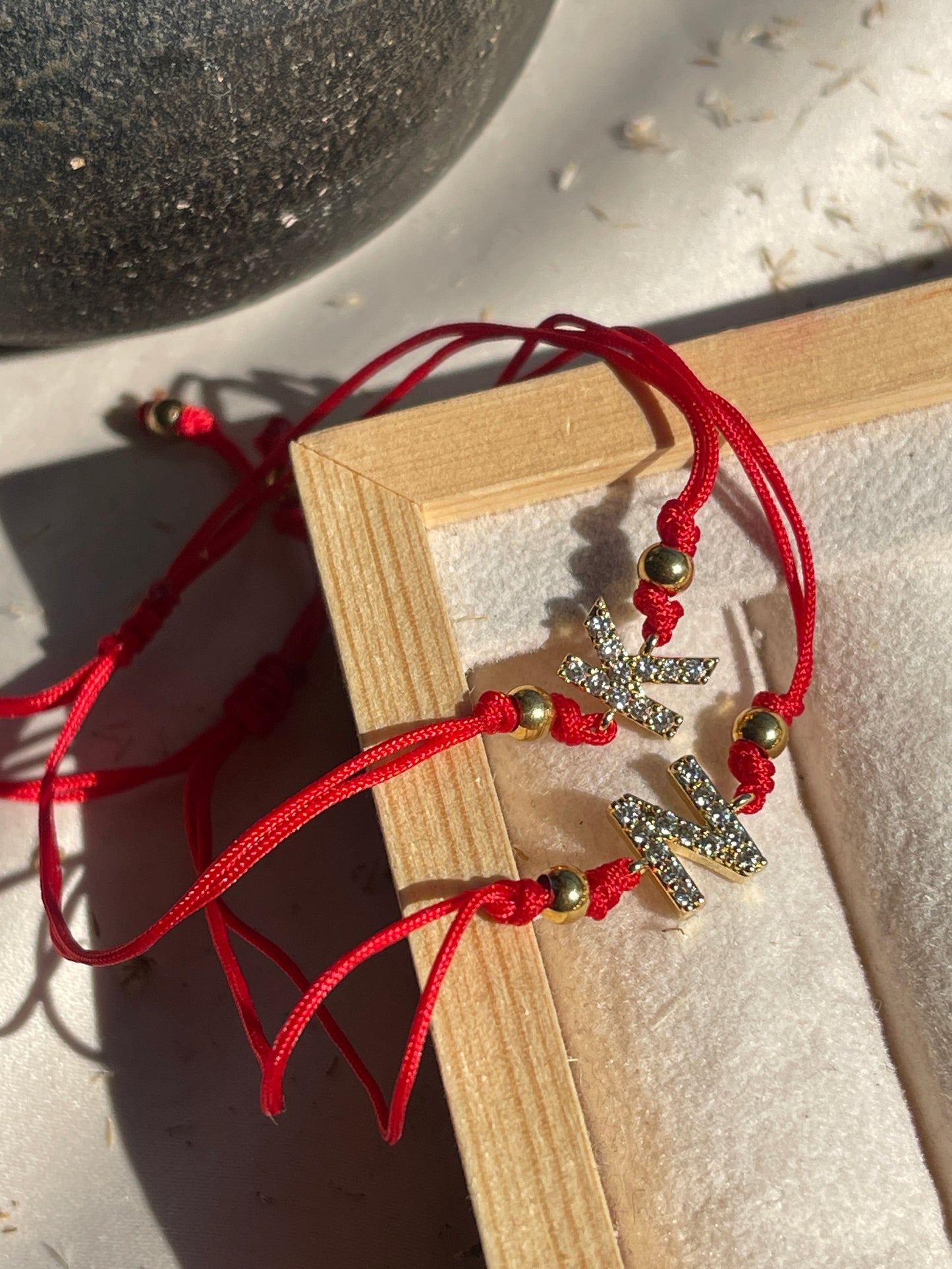 Pulsera con inicial