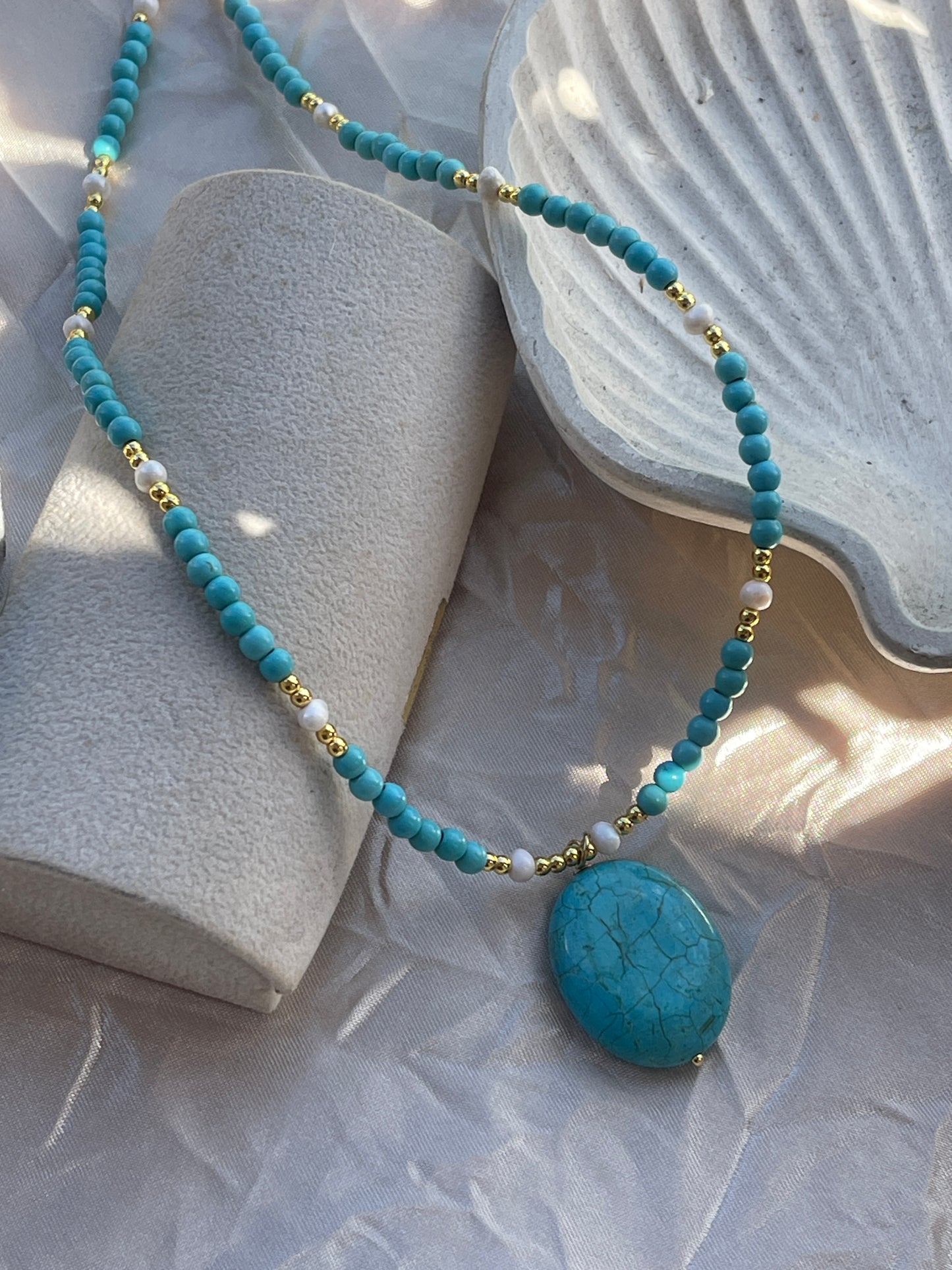 Collar turquesa