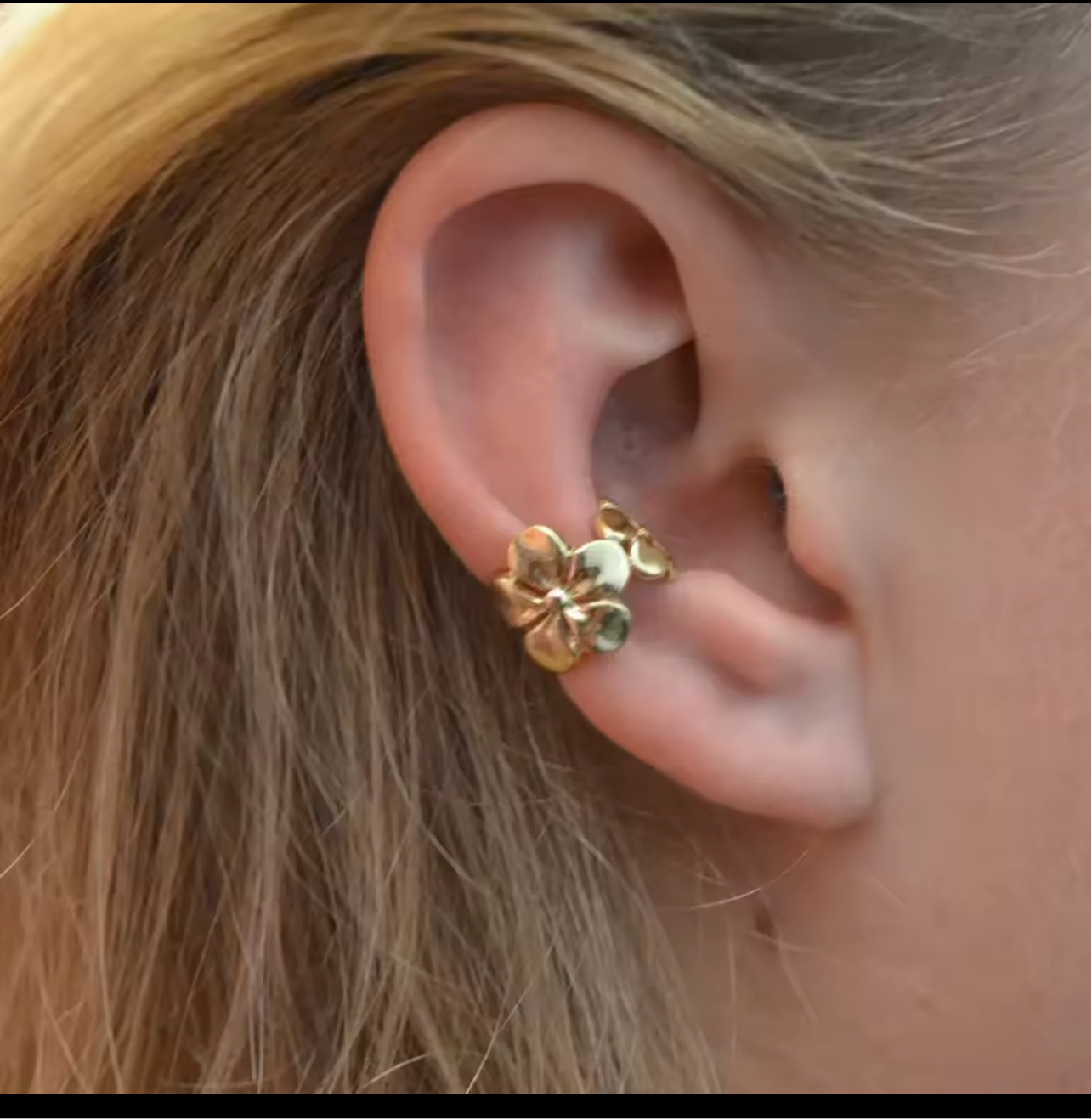 Ear cuff
