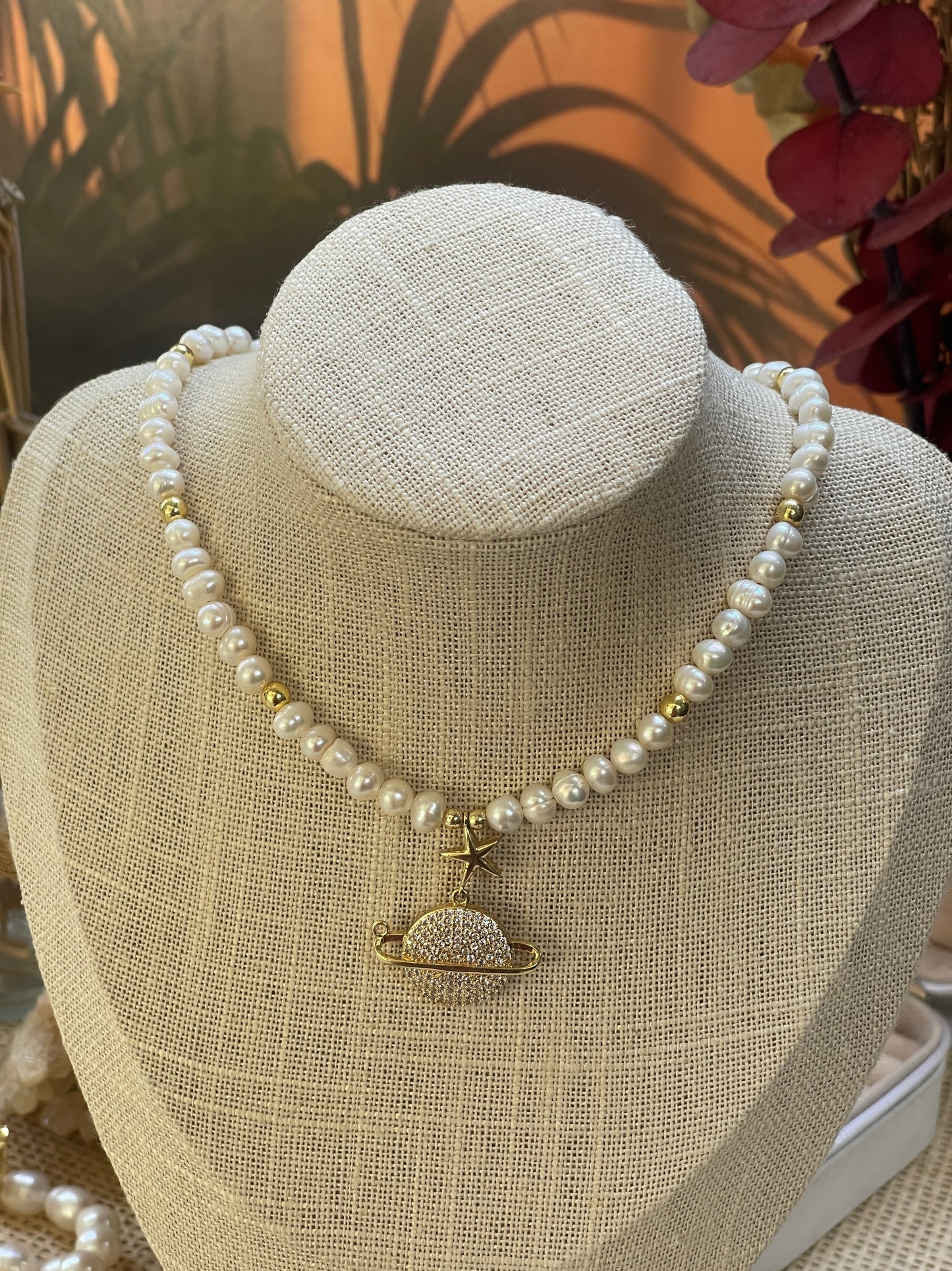 Collar Saturno