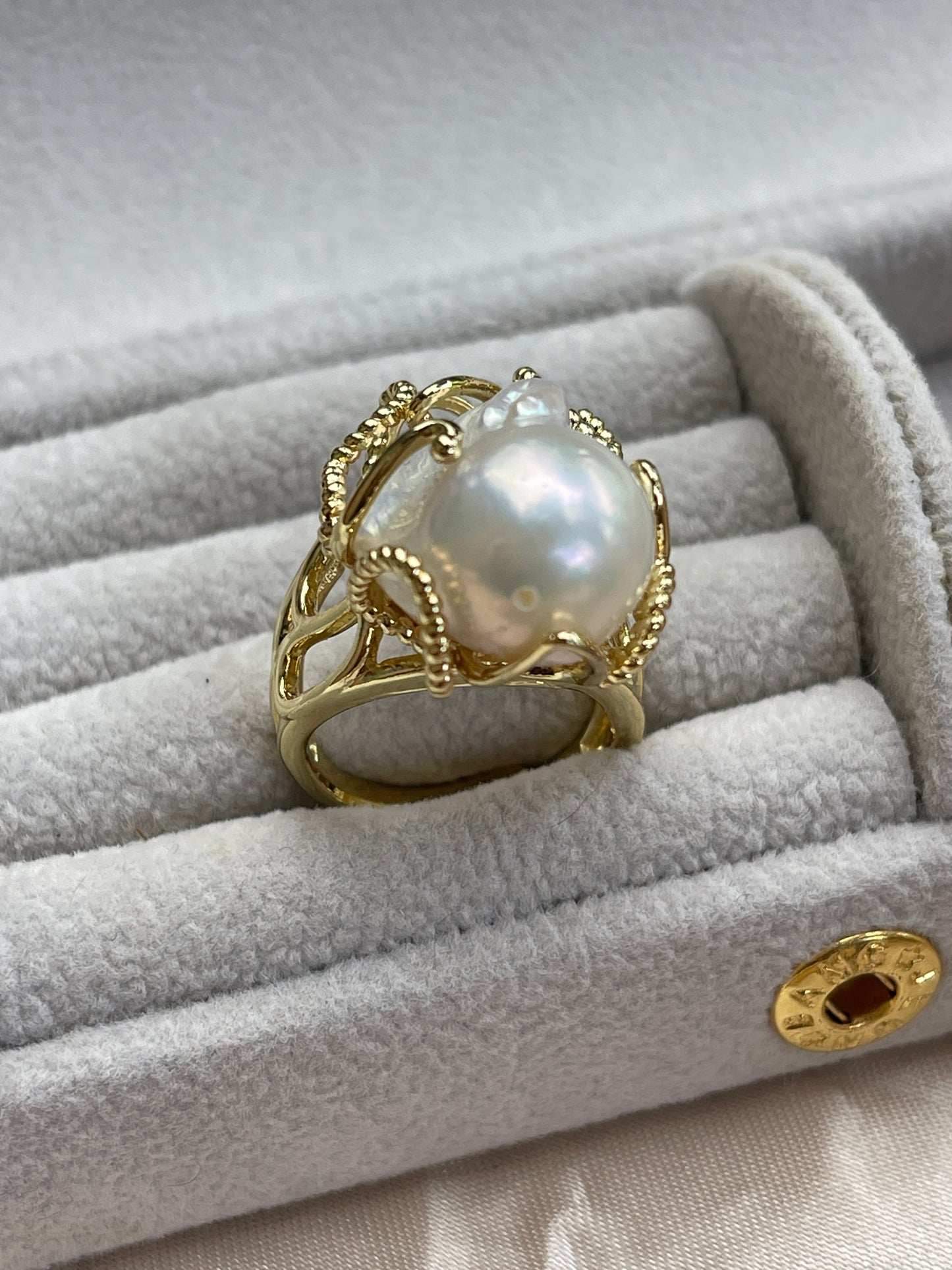 Anillo perla barroca