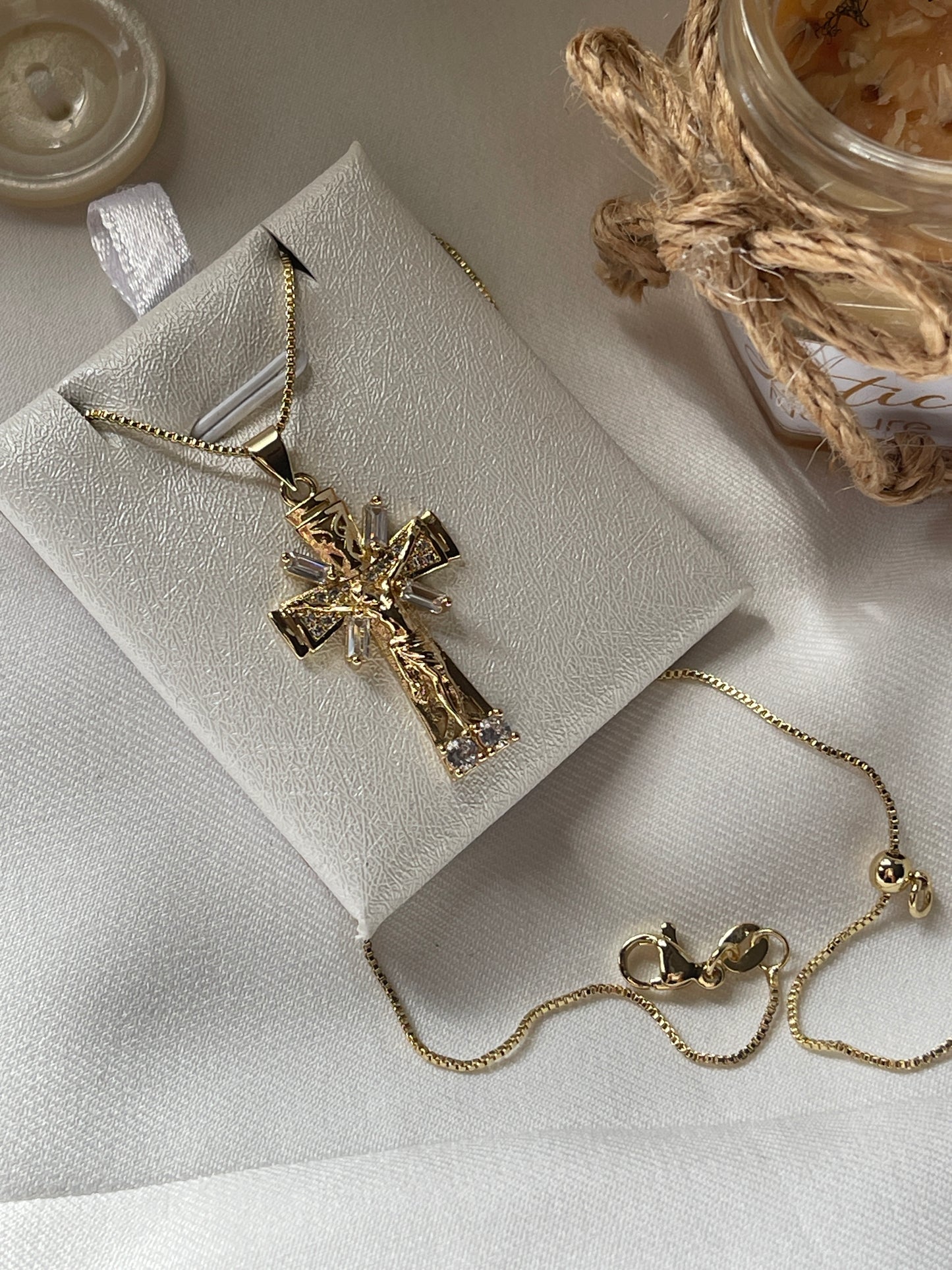 Cadena crucifijo
