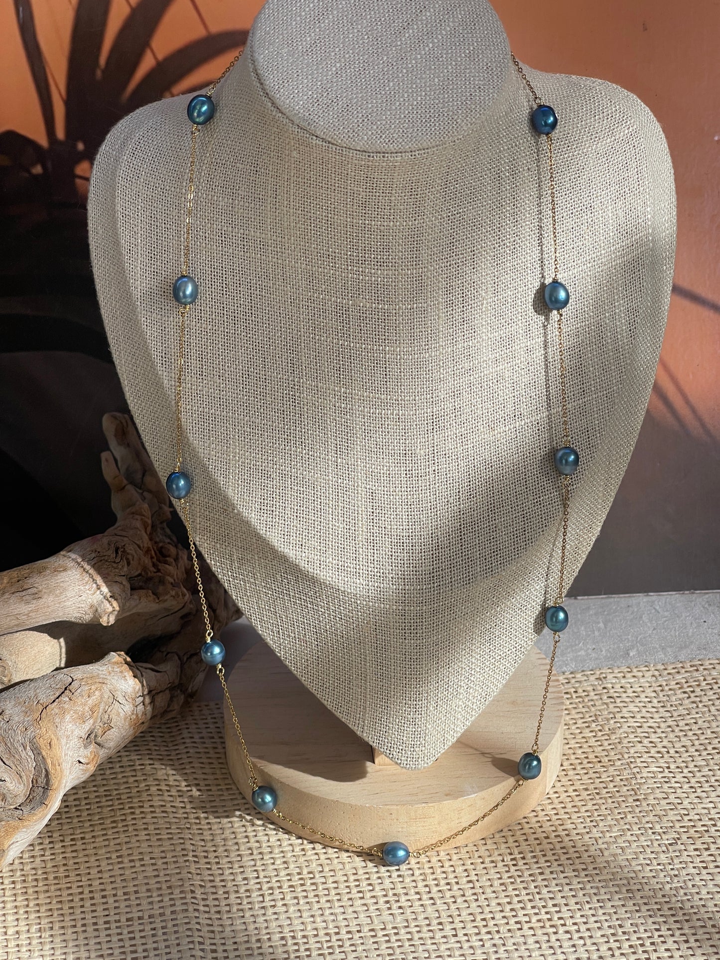 Collar perla azul