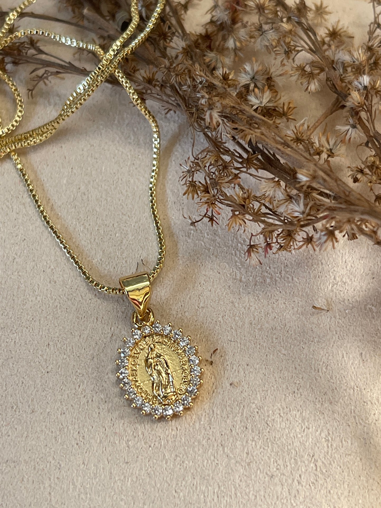 Cadena virgen