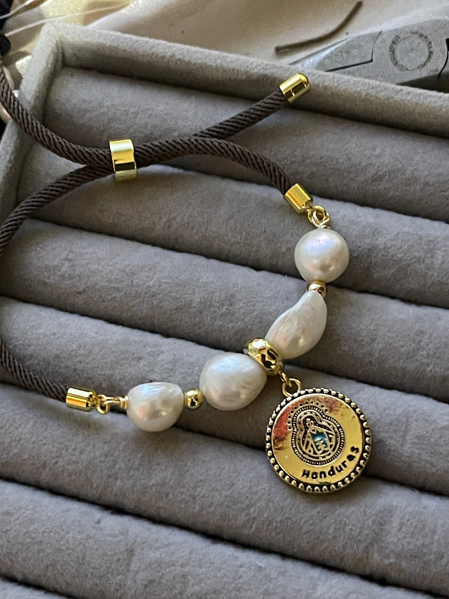 Pulsera virgen de Suyapa