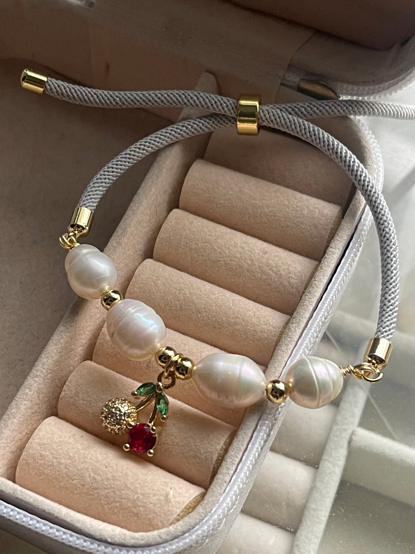 Pulsera ajustable