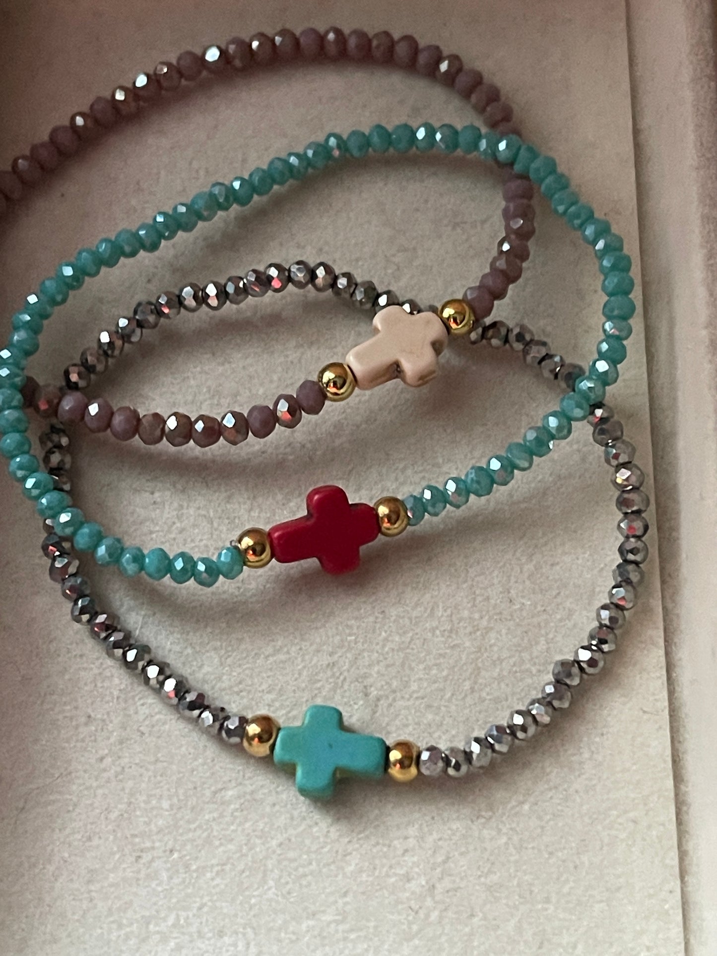 Pulsera cruz