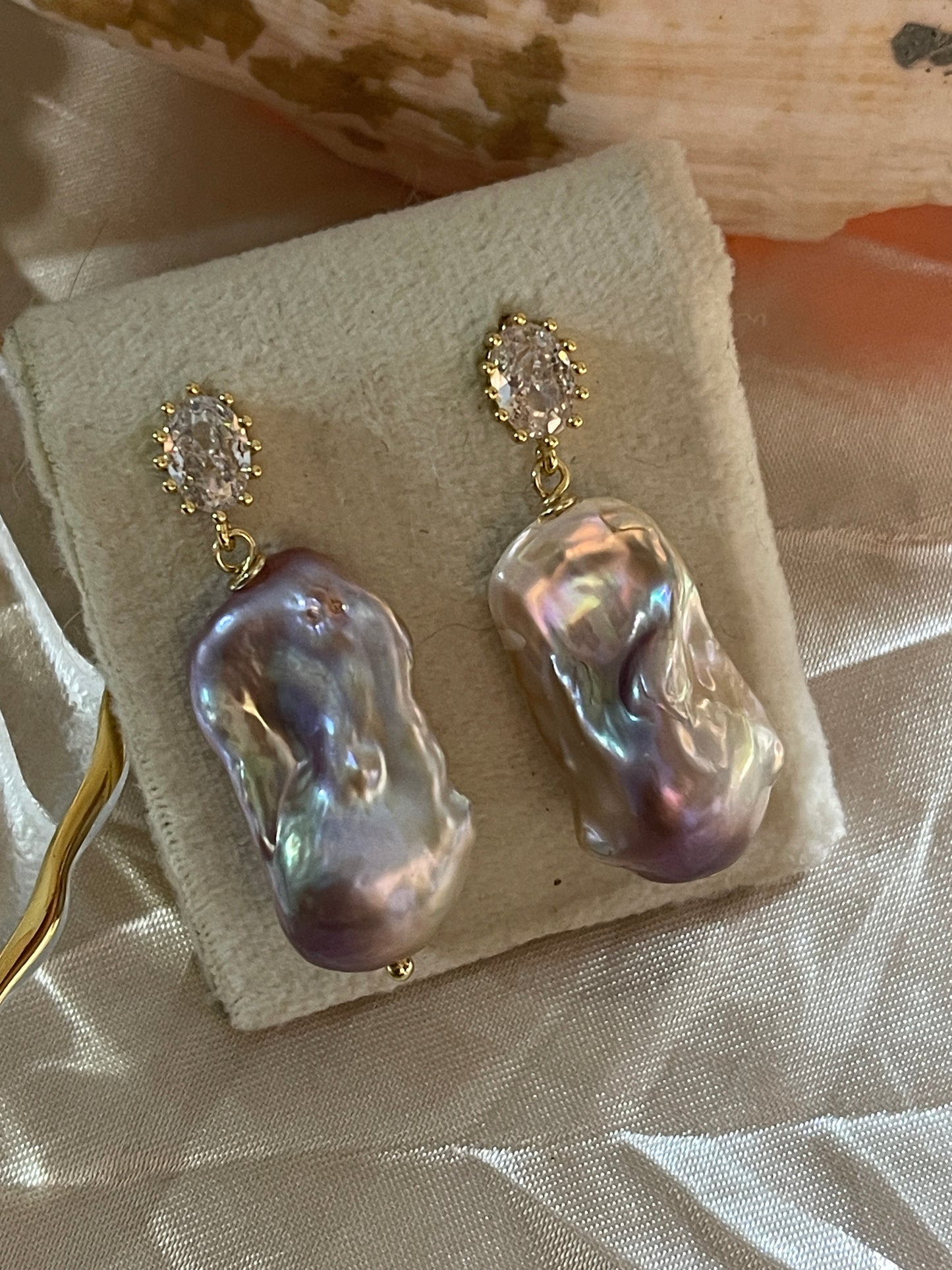 Arete de perla barroca