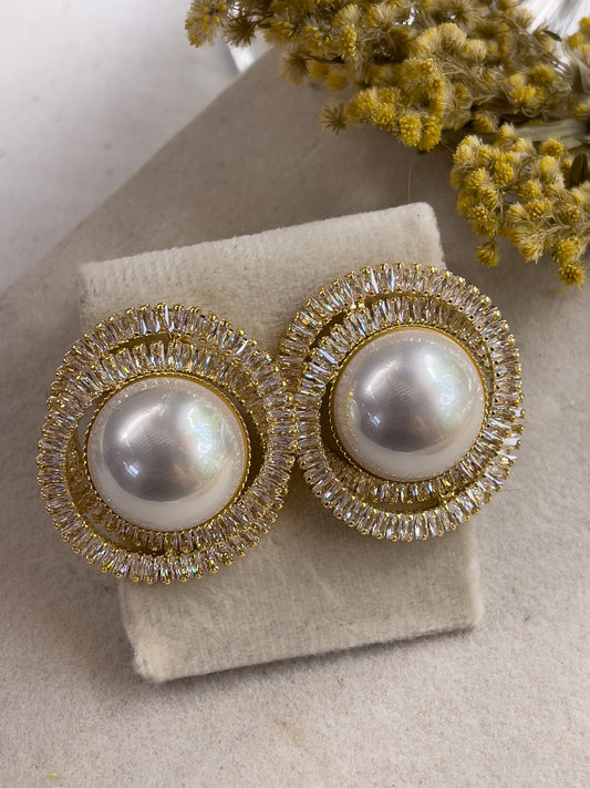 Arete Lily
