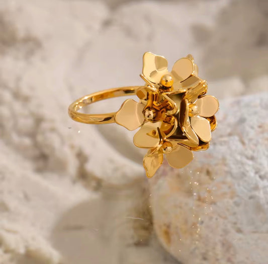 Anillo flor