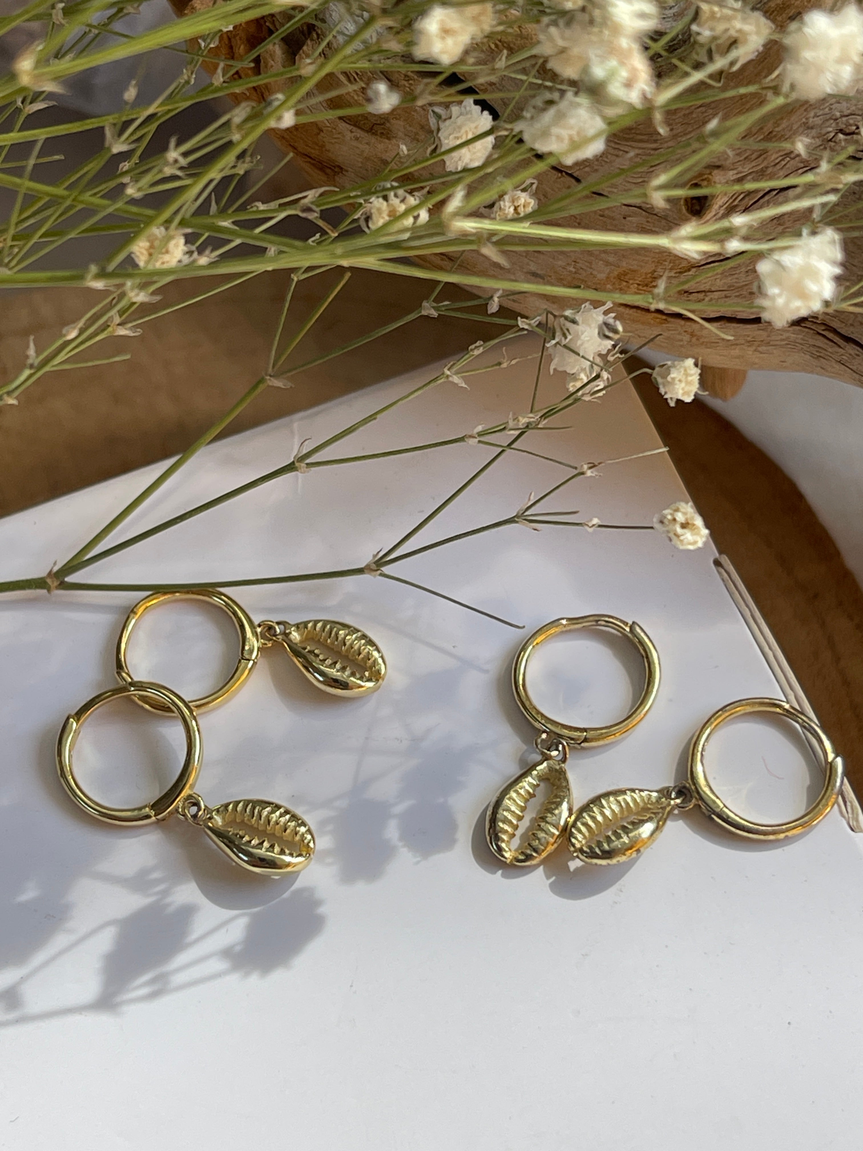 Mini hoops Conchita – Esmeralda Creaciones