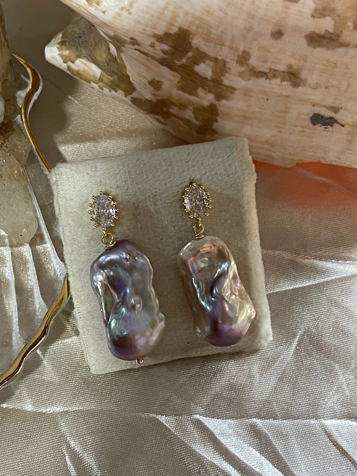 Arete de perla barroca