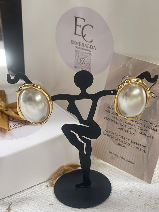 Arete Corina