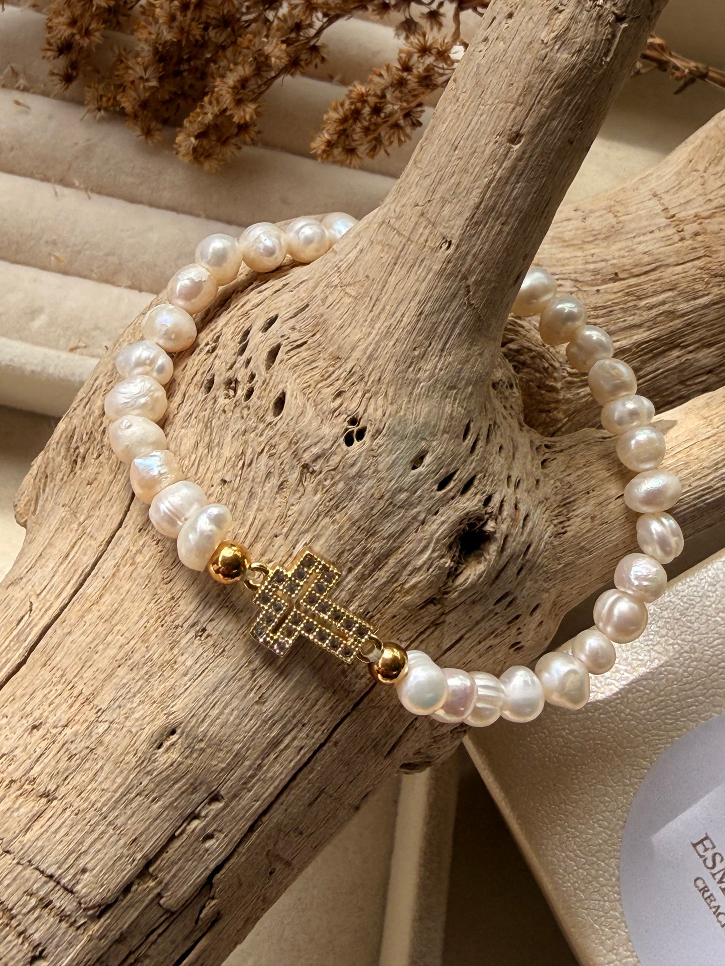 Pulsera cruz