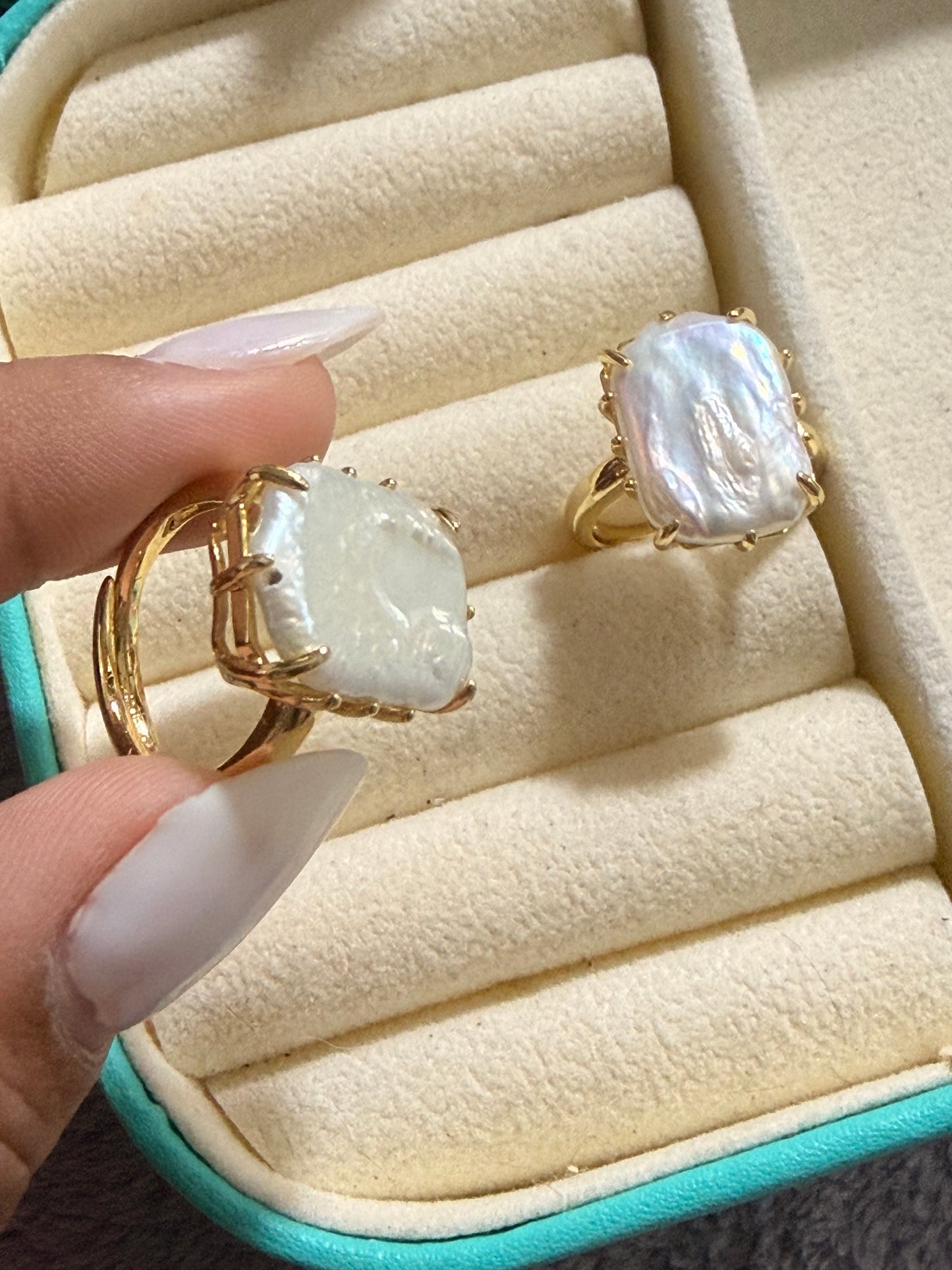 Anillo de perla cuadrada