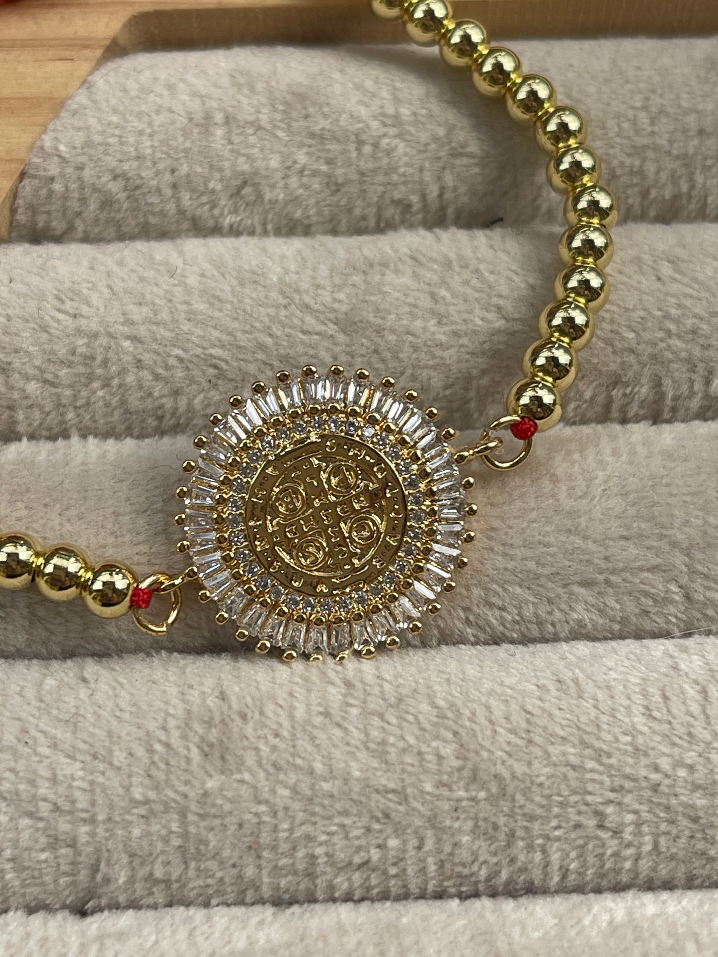 Pulsera san Benito