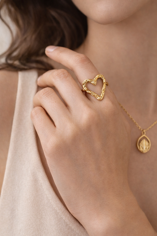 Anillo corazón acero